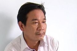 Người cha đốt nhà vì con gái không vay tiền cho mình trả nợ