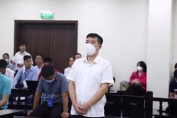 Nói lời sau cùng, cựu Đại tá Phùng Anh Lê xin tòa tuyên các thuộc cấp vô tội