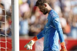MU thảm bại trước Brentford, De Gea bị gọi là thủ thành tệ nhất Ngoại hạng Anh