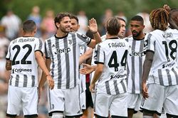 Juventus, Napoli ra quân ở Serie A: Oằn lưng trong áp lực phải thắng