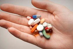 Tự mua và uống thuốc trị sâu răng, bệnh nhân 56 tuổi bị sốc phản vệ