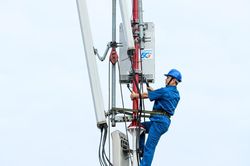 Nhà mạng chờ băng tần cho mạng 5G