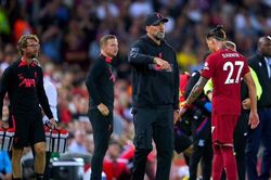 Liverpool khởi đầu chậm chạp: Nguyên nhân là gì? Đáng lo không?