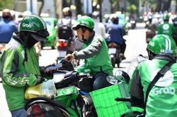 Bộ Công Thương lên tiếng việc Grab thu 'phụ phí nắng nóng'