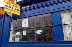 COVID-19 ảnh hưởng nặng nề tới ngành dịch vụ tại London