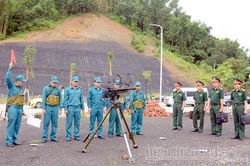 Quân khu 2 kiểm tra công tác phòng không nhân dân tại TP. Điện Biên Phủ