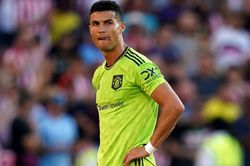 Ronaldo: 'Trong 100 tin tức về tôi vừa qua, chỉ 5 cái là sự thật'