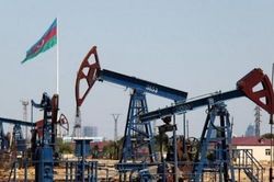 Giá dầu của Azerbaijan giảm nhẹ