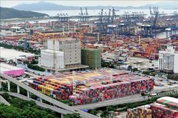 Thủ tướng Trung Quốc kêu gọi các tỉnh trụ cột hỗ trợ đà phục hồi kinh tế