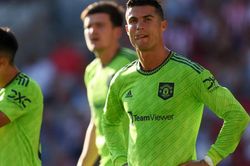 Erik ten Hag bất ngờ muốn Ronaldo rời khỏi Man United