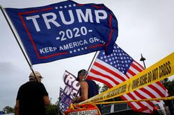 Từ cuộc khám xét 'vô tiền khoáng hậu' đến làn sóng 'ReTrumplican'