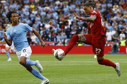 Cuộc đua vô địch Ngoại hạng Anh: Ai đua với Man City, Liverpool?