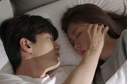 Bạn gái lén lút đi phá thai, tôi ngỡ ngàng đuổi theo thì phát hiện được bí mật động trời