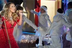 Mariah Carey sẽ độc quyền danh hiệu 'Nữ hoàng Giáng sinh'?