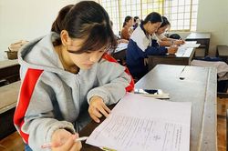 Đắk Lắk thống nhất không tăng học phí trong năm học mới