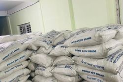 Tạm giữ 79 tấn đường cát do Thái Lan sản xuất đang trên đường vận chuyển tiêu thụ