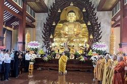 Đại lễ tưởng niệm đồng bào tử vong và CBCS hy sinh trong đại dịch COVID-19