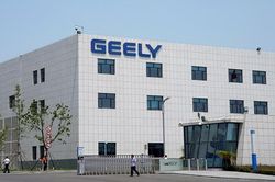 Lợi nhuận ròng của Geely Automobile giảm mạnh