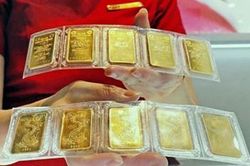 Vàng giao dịch ổn định
