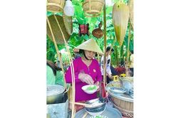 Sáng tác thơ lục bát về 'Tinh hoa mì Quảng - Phú Chiêm'