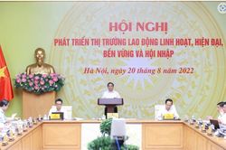 Thủ tướng Phạm Minh Chính chủ trì hội nghị phát triển thị trường lao động