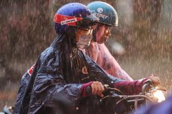 Thời tiết ngày 20/8: Cả nước mưa dông, nhiều nơi mưa to đến rất to