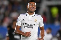Rio Ferdinand: 'Casemiro không xứng với số tiền mà MU bỏ ra'