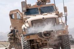 MaxxPro MRAP - 'Lá chắn thép' được Mỹ viện trợ cho Ukraine