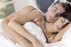'Phi công trẻ' lặn mất tích sau cuộc tình nồng cháy, cô chủ chết lặng ôm 'món quà' cay đắng này
