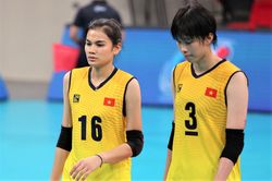 Bóng chuyền nữ Việt Nam thua đáng tiếc trước Trung Quốc