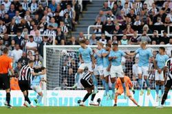 Newcastle 3-3 Man City: Haaland lập công, Man City vẫn bất ngờ chia điểm