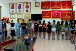 Phát hiện hàng chục thanh niên sử dụng ma túy trong quán karaoke