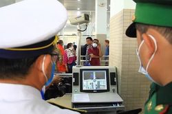 Đo thân nhiệt người người nhập cảnh, giám sát chặt chẽ bệnh đậu mùa khỉ