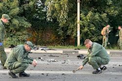 Căng thẳng leo thang, Ukraine lo Nga tăng tập kích sau vụ gài bom xe của học giả nổi tiếng