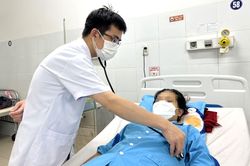 Cứu thành công sản phụ mắc COVID-19, ngộ độc thuốc tê nguy kịch