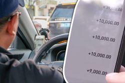 Vị khách bí ẩn trả hơn 4.000 USD để yêu cầu tài xế vượt đèn đỏ