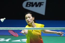 Thùy Linh chơi ấn tượng trước đối thủ hạng 3 thế giới
