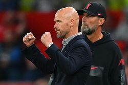 Ten Hag văng tục sau trận thắng Liverpool