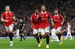 Điểm nhấn MU 2-1 Liverpool: Ai cần Ronaldo, Maguire? Câu trả lời của Sancho, Rashford