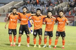 Lượt đi V-League 2022: Nửa chặng đường tươi mới