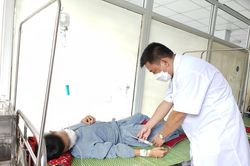 Tuyên Quang: Một thanh niên phải cắt bỏ tinh hoàn vì tự dùng thuốc nam theo truyền miệng