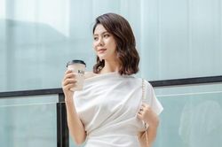 Chồng cũ, vợ cũ, người yêu cũ: Diễn viên vai Mai Anh gợi ý mặc đẹp với trang phục nữ tính