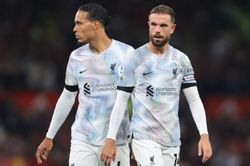 Vì sao Liverpool khởi đầu tệ hại?