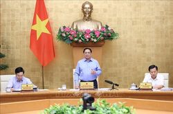 Thủ tướng chủ trì phiên họp Chính phủ chuyên đề về xây dựng pháp luật