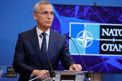 Tổng thư ký NATO: Châu Âu gánh hậu quả vì hỗ trợ Ukraine