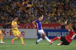 Vòng 14 V-League: SLNA sẽ 'ngáng đường' Hà Nội FC