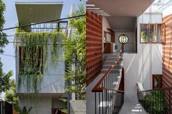 'Bất chấp' hướng Tây, nhà Hà Nội vẫn mát rượi khiến báo Mỹ ngỡ ngàng