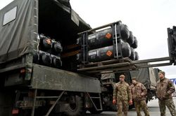 Người Mỹ ủng hộ chính quyền cung cấp vũ khí giá trị 'khủng' cho Ukraine