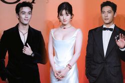 Sau Tinh Hán Xán Lạn, Ngô Lỗi - Triệu Lộ Tư tái hợp sexy hết mức khiến Dương Dương bị cho ra rìa