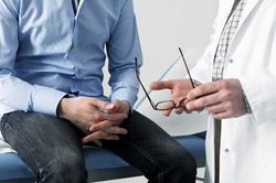 Tham lam muốn sinh lý mạnh hơn, người đàn ông khóc hết nước mắt